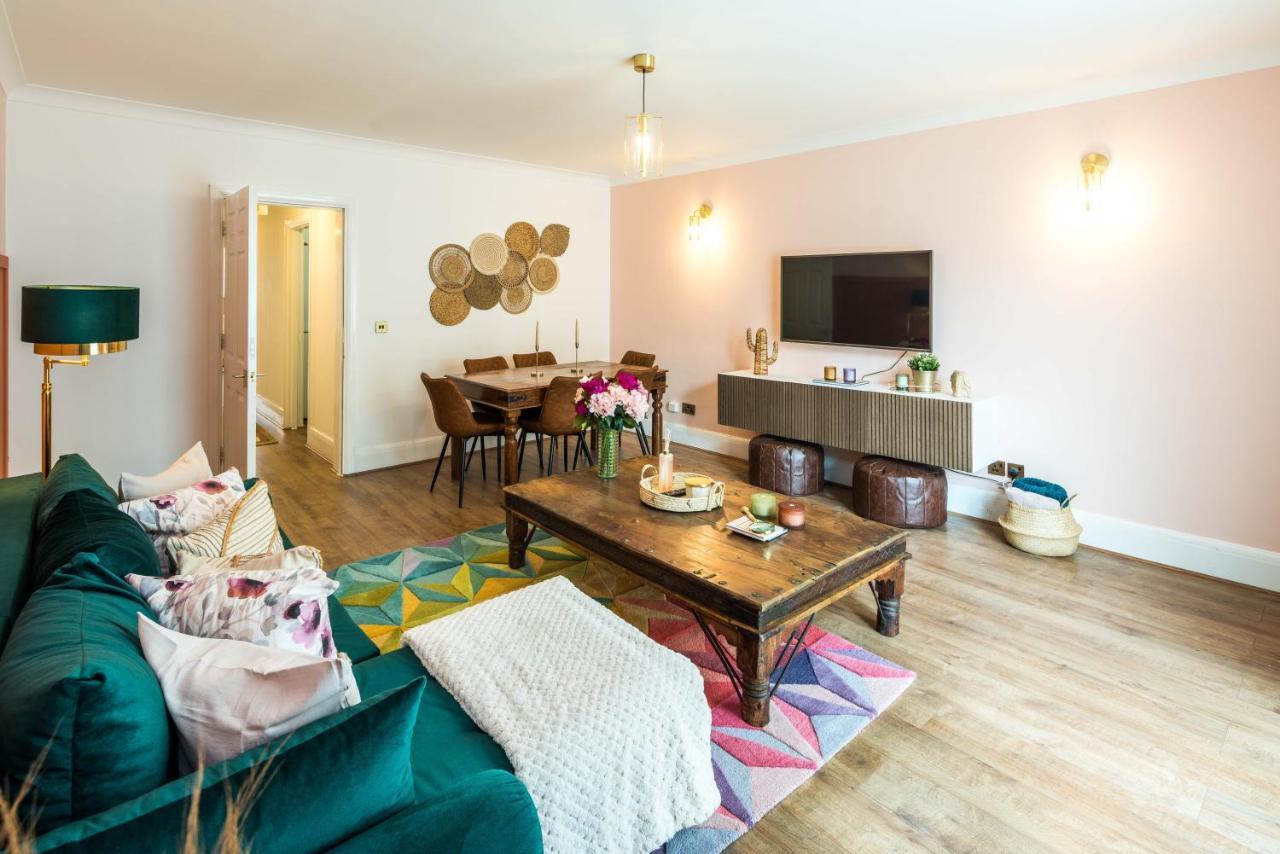 Charming Spacious 2Br Flat Near Station Plus Parking ลอนดอน ภายนอก รูปภาพ