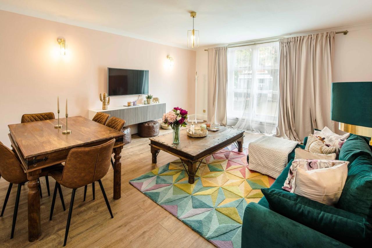 Charming Spacious 2Br Flat Near Station Plus Parking ลอนดอน ภายนอก รูปภาพ